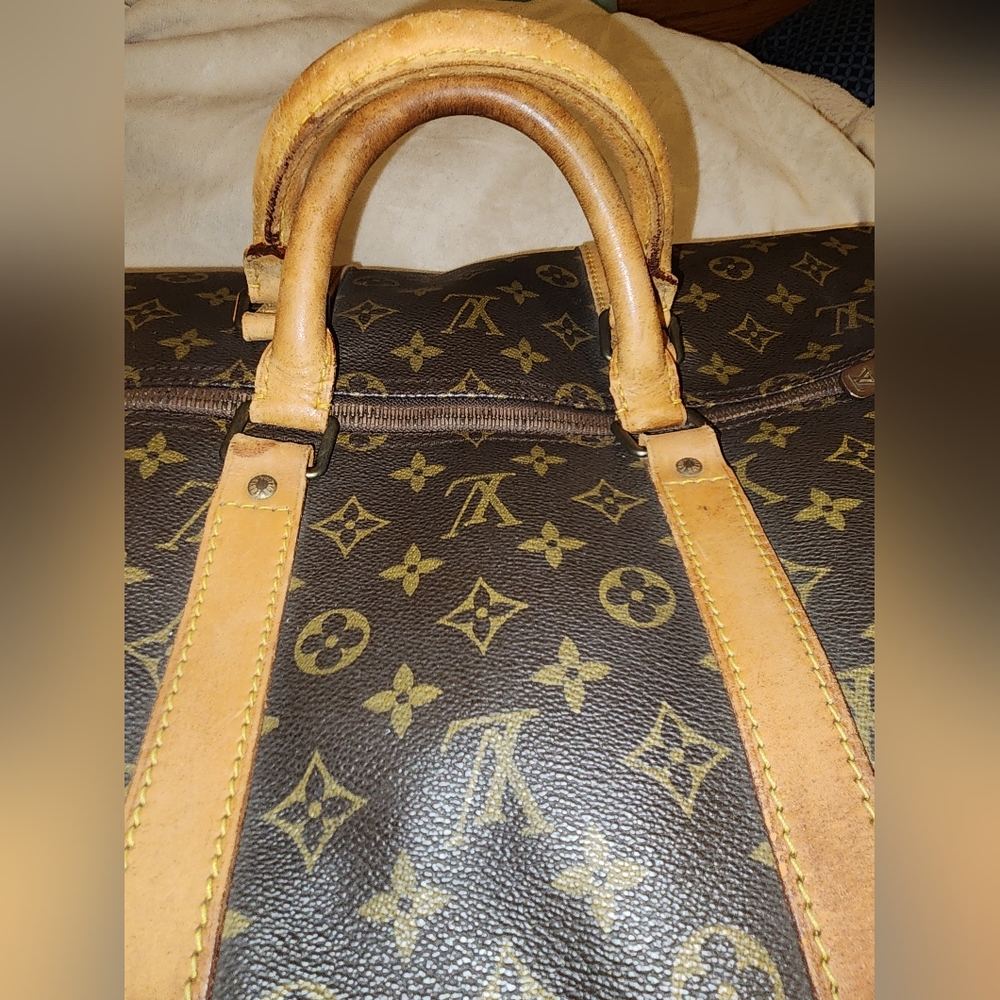 Authentic Louis Vuitton Keepall 55 Bandouliere - Picture 3 of 14